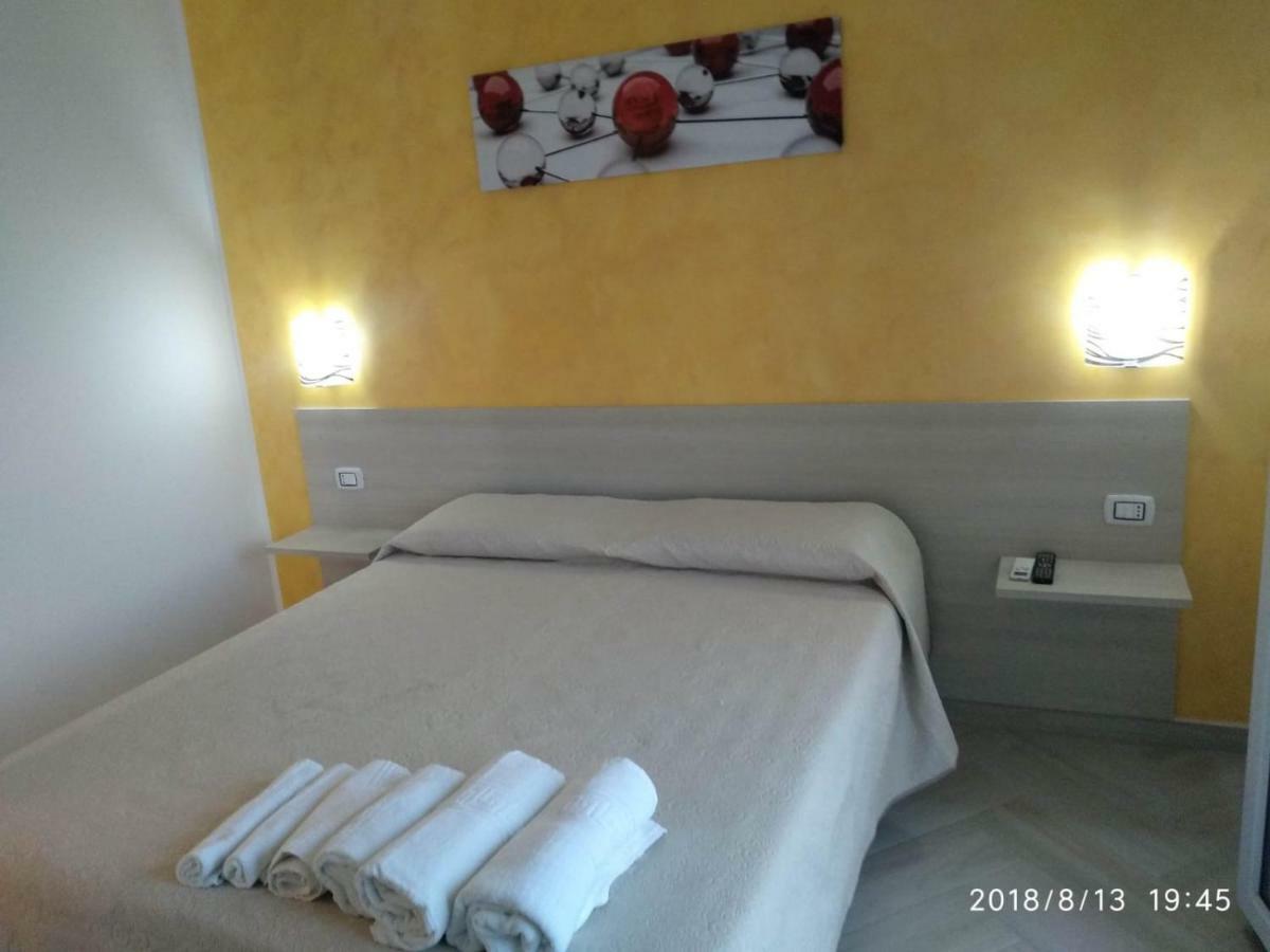 Bed Daniele Hotel Torricella  Ngoại thất bức ảnh